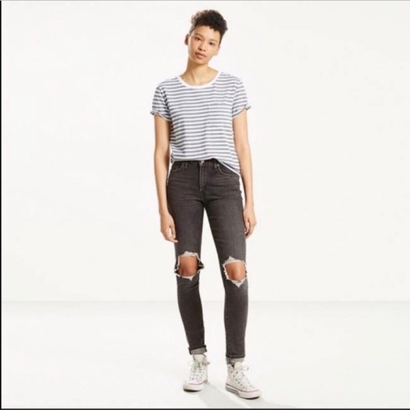 NWT! Levi’s high rise jeans - Picture 4 of 7